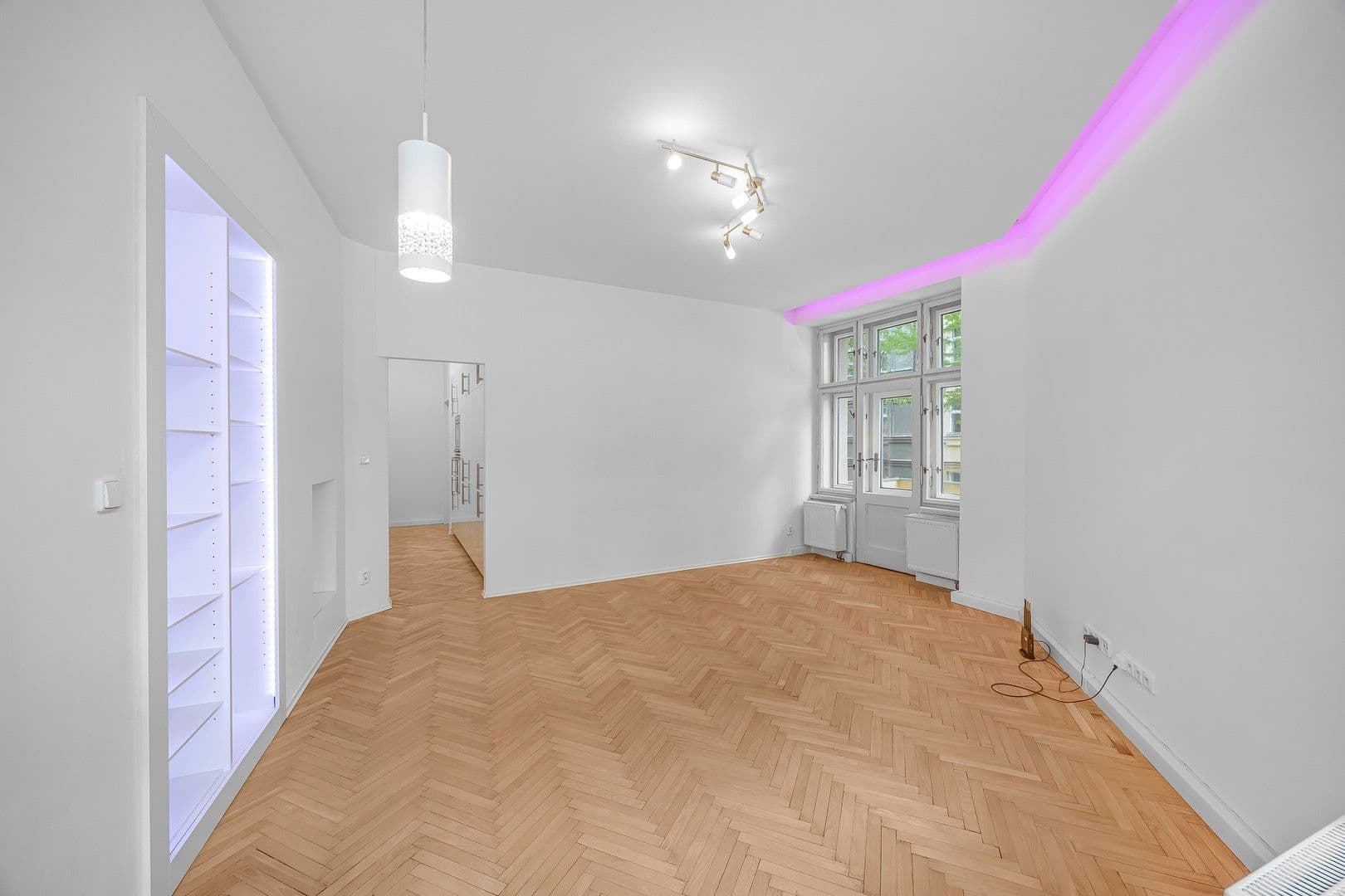 Pronájem bytu 2+1 50 m², Přemyslovská, Praha, Praha Pronájem bytu 2+1 50 m², Přemyslovská, Praha, Praha