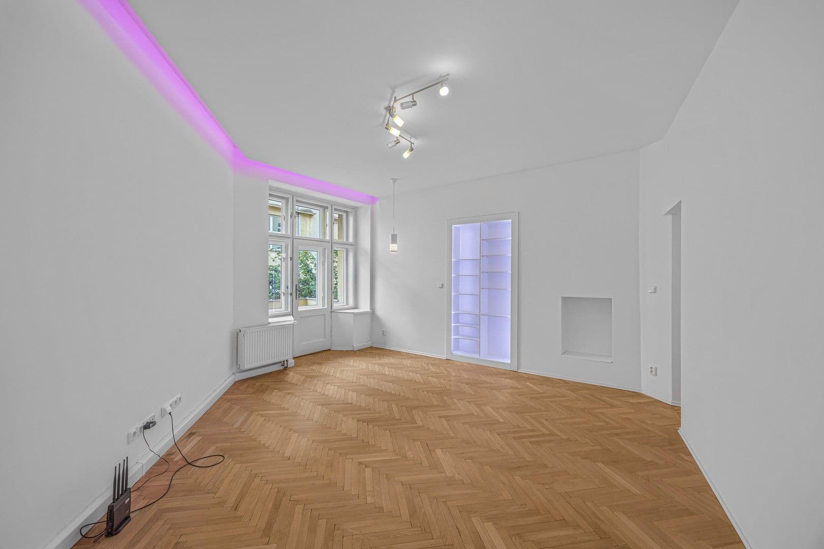 Pronájem bytu 2+1 50 m², Přemyslovská, Praha, Praha Pronájem bytu 2+1 50 m², Přemyslovská, Praha, Praha