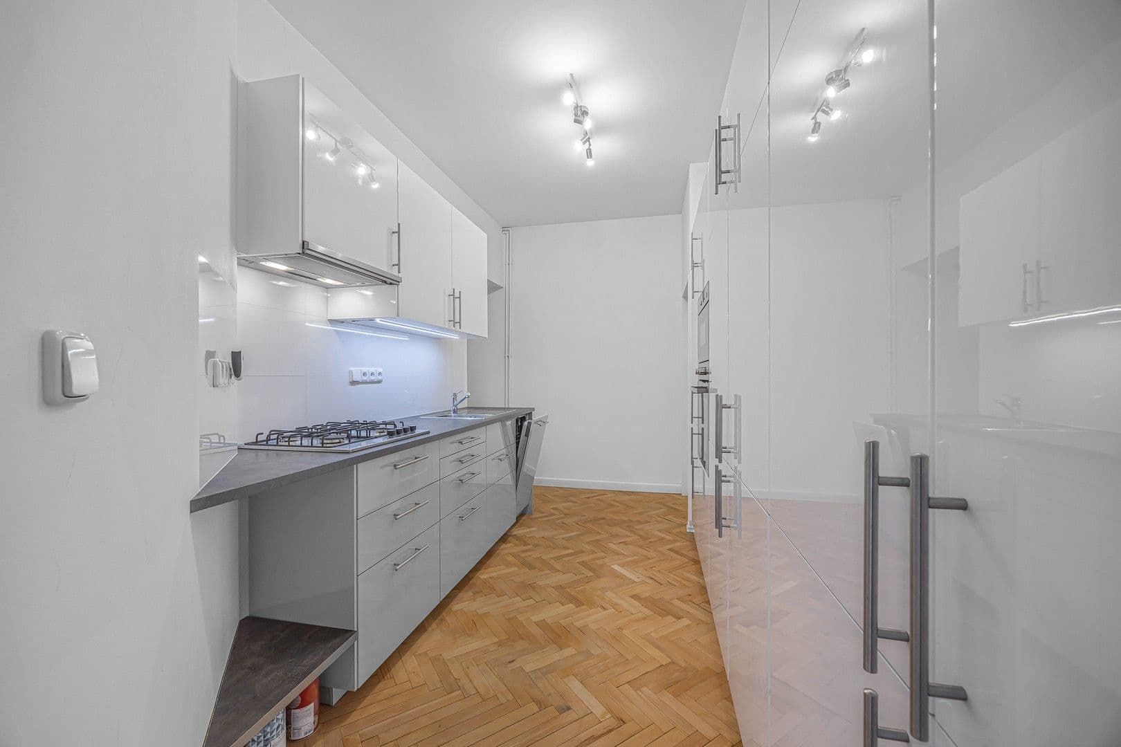 Pronájem bytu 2+1 50 m², Přemyslovská, Praha, Praha Pronájem bytu 2+1 50 m², Přemyslovská, Praha, Praha