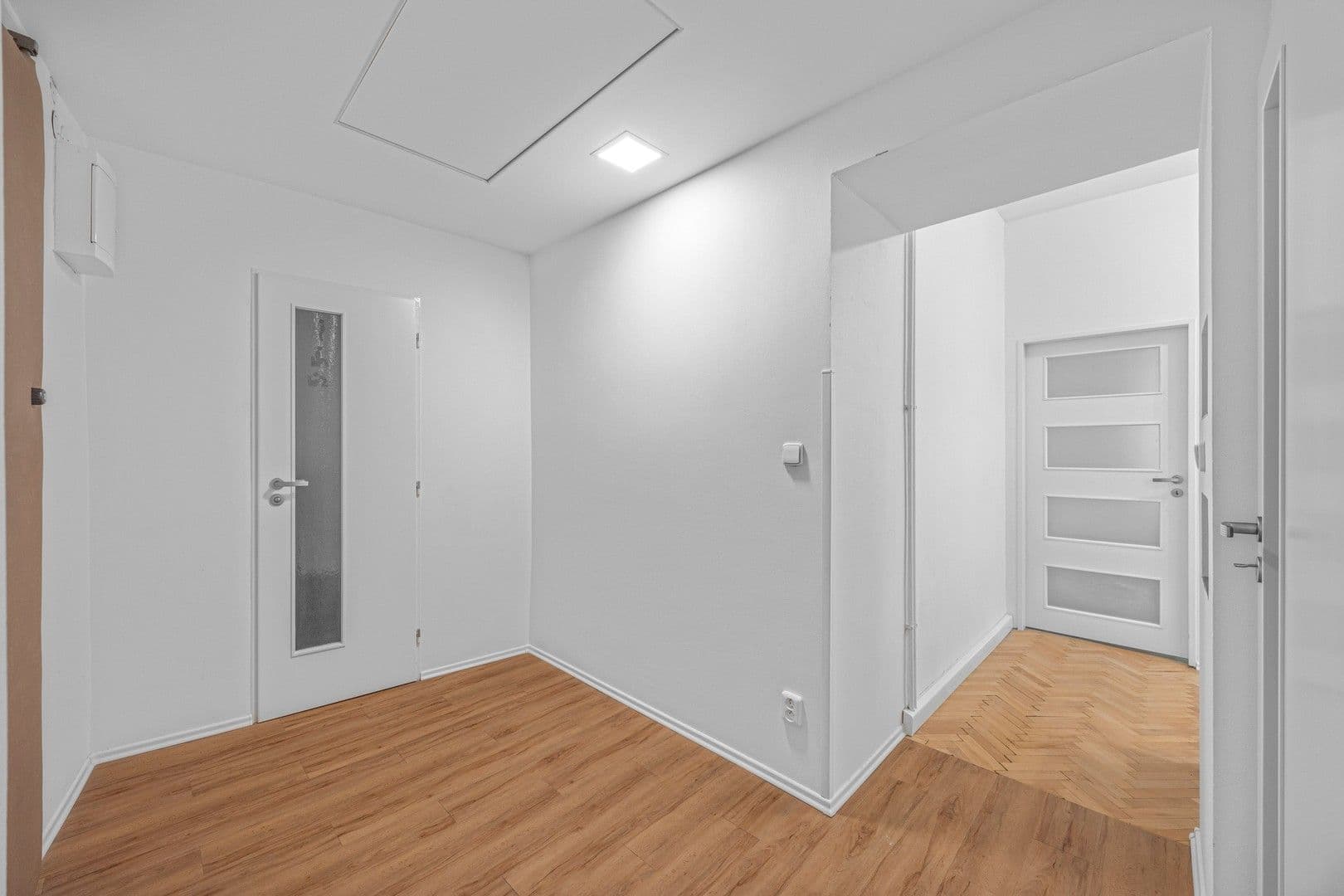 Pronájem bytu 2+1 50 m², Přemyslovská, Praha, Praha Pronájem bytu 2+1 50 m², Přemyslovská, Praha, Praha