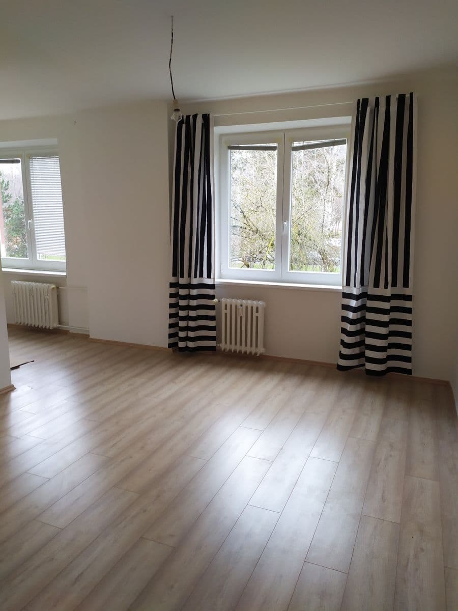 Pronájem bytu 2+1 55 m², Zelenečská, Praha, Praha Pronájem bytu 2+1 55 m², Zelenečská, Praha, Praha