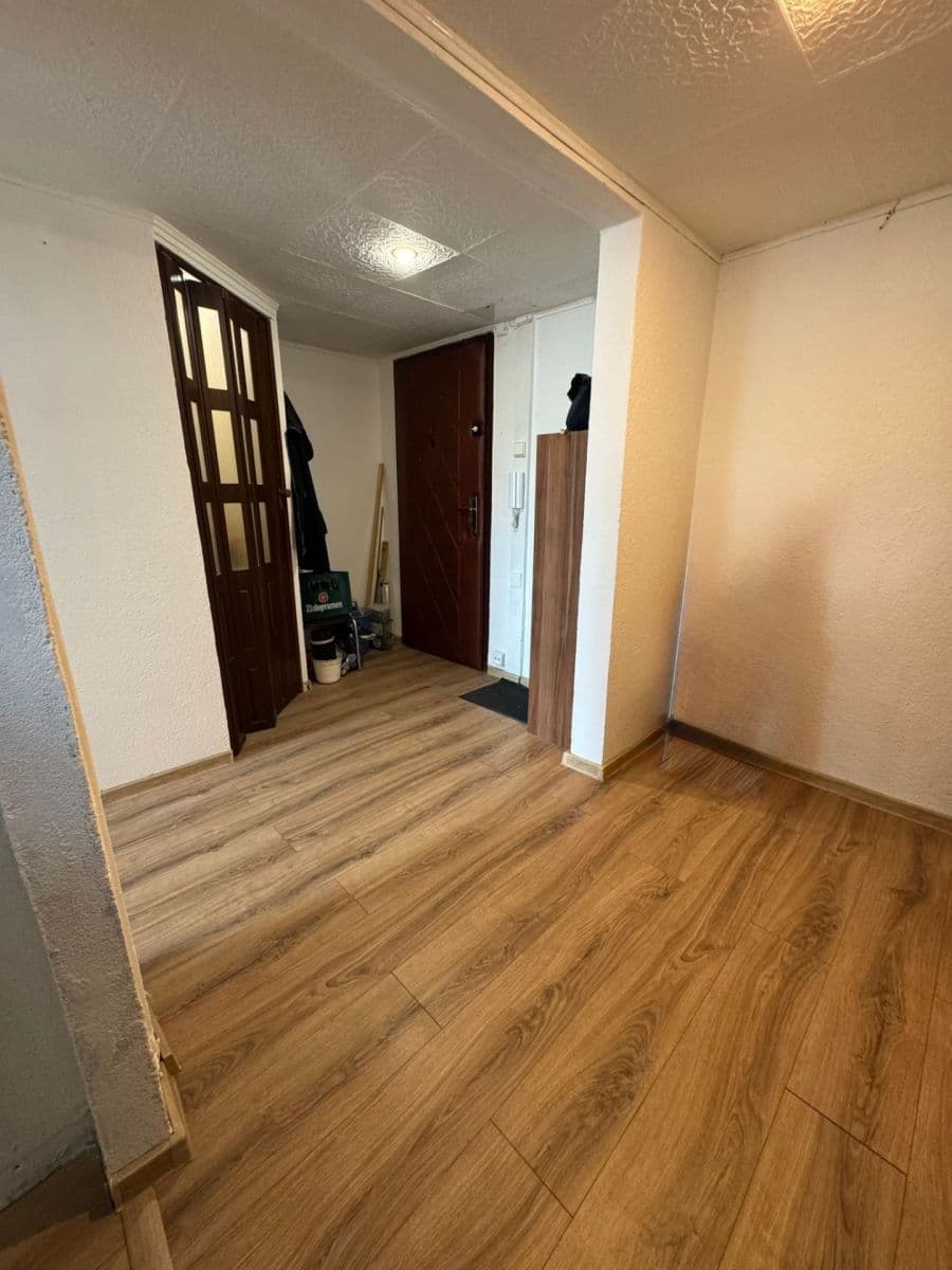 Pronájem bytu 2+kk 48 m², Žežická, Ústí nad Labem, Ústecký kraj Pronájem bytu 2+kk 48 m², Žežická, Ústí nad Labem, Ústecký kraj