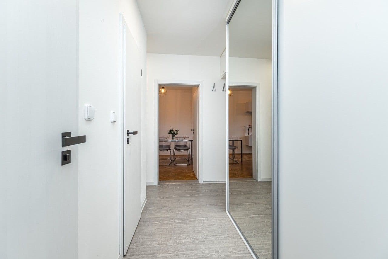 Pronájem bytu 2+1 51 m², Sečská, Praha, Praha Pronájem bytu 2+1 51 m², Sečská, Praha, Praha