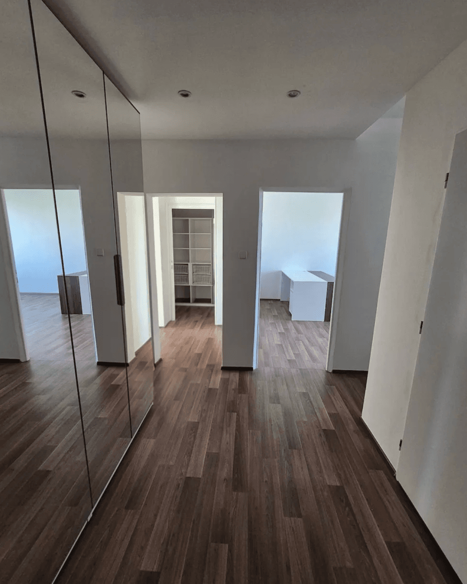 Pronájem bytu 3+1 76 m², Dobevská, Praha, Praha Pronájem bytu 3+1 76 m², Dobevská, Praha, Praha