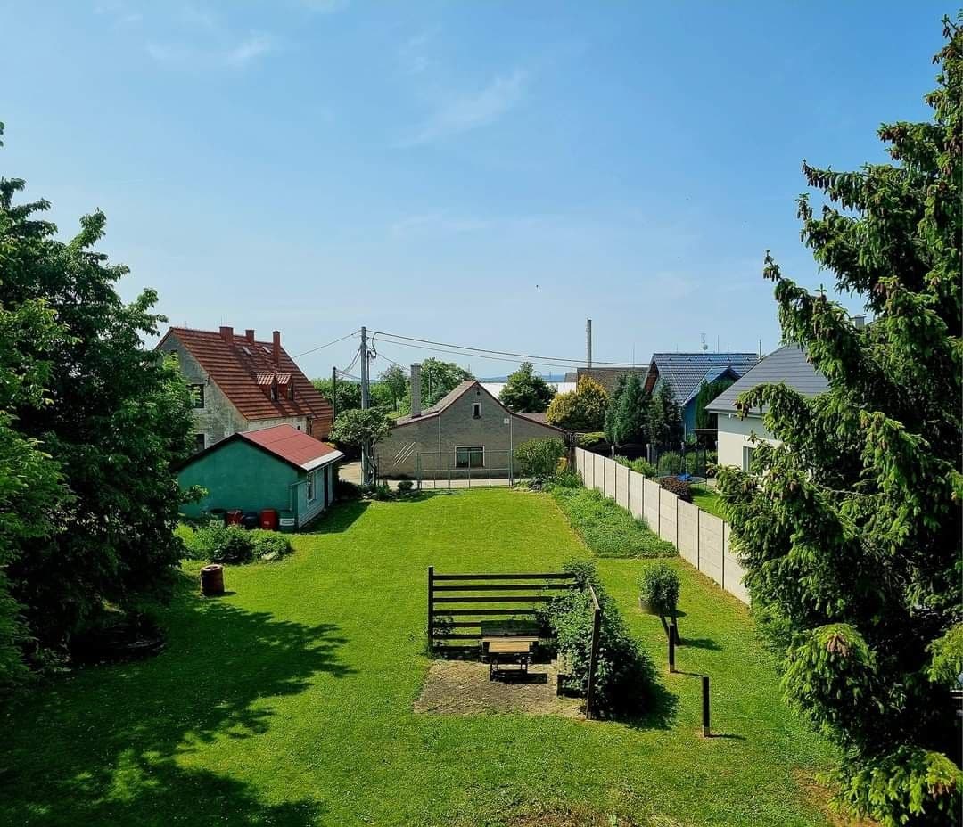Pronájem pozemku 1.000 m², Babice, Olomoucký kraj Pronájem pozemku 1.000 m², Babice, Olomoucký kraj