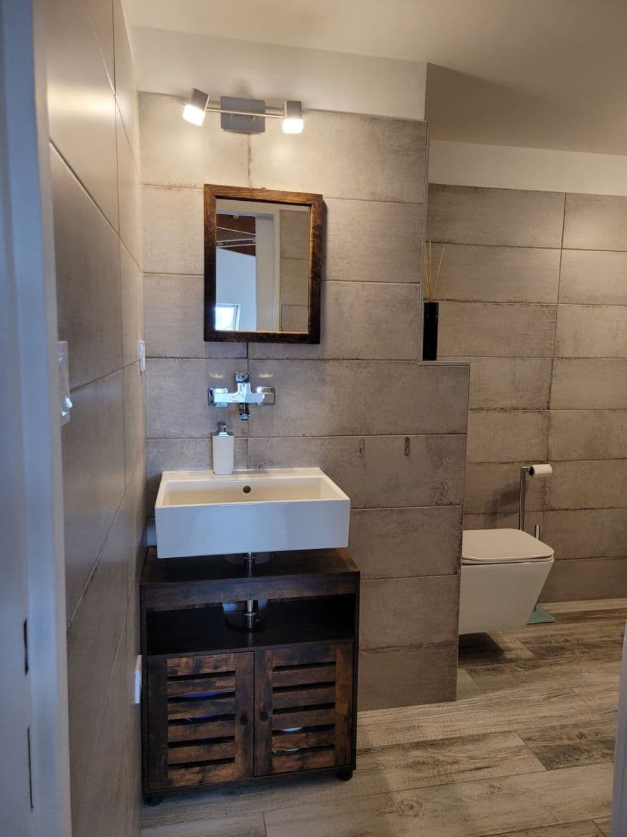 Pronájem bytu 2+kk 65 m², Albertova, Hradec Králové, Královéhradecký kraj Pronájem bytu 2+kk 65 m², Albertova, Hradec Králové, Královéhradecký kraj