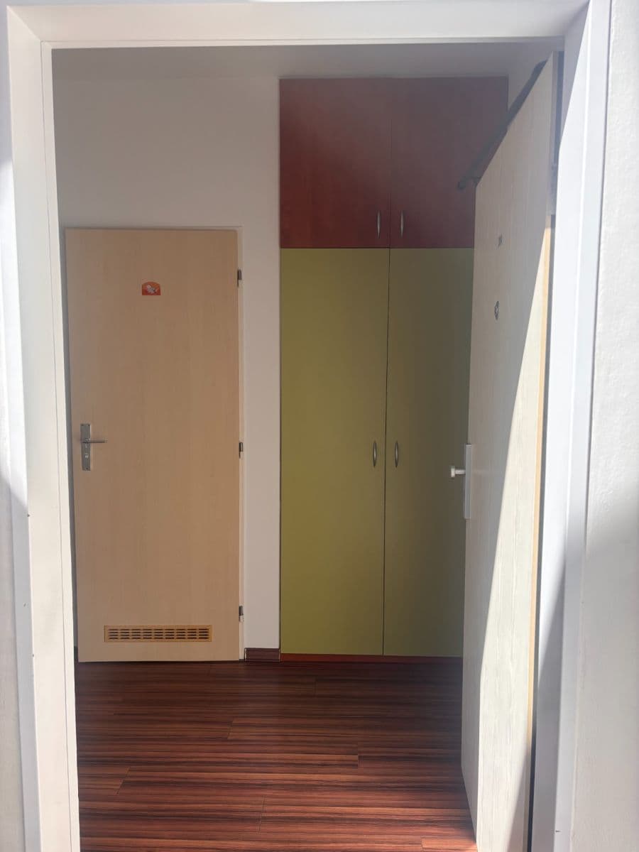 Prodej bytu 2+kk 56 m², U Lipové aleje, Praha, Praha Prodej bytu 2+kk 56 m², U Lipové aleje, Praha, Praha