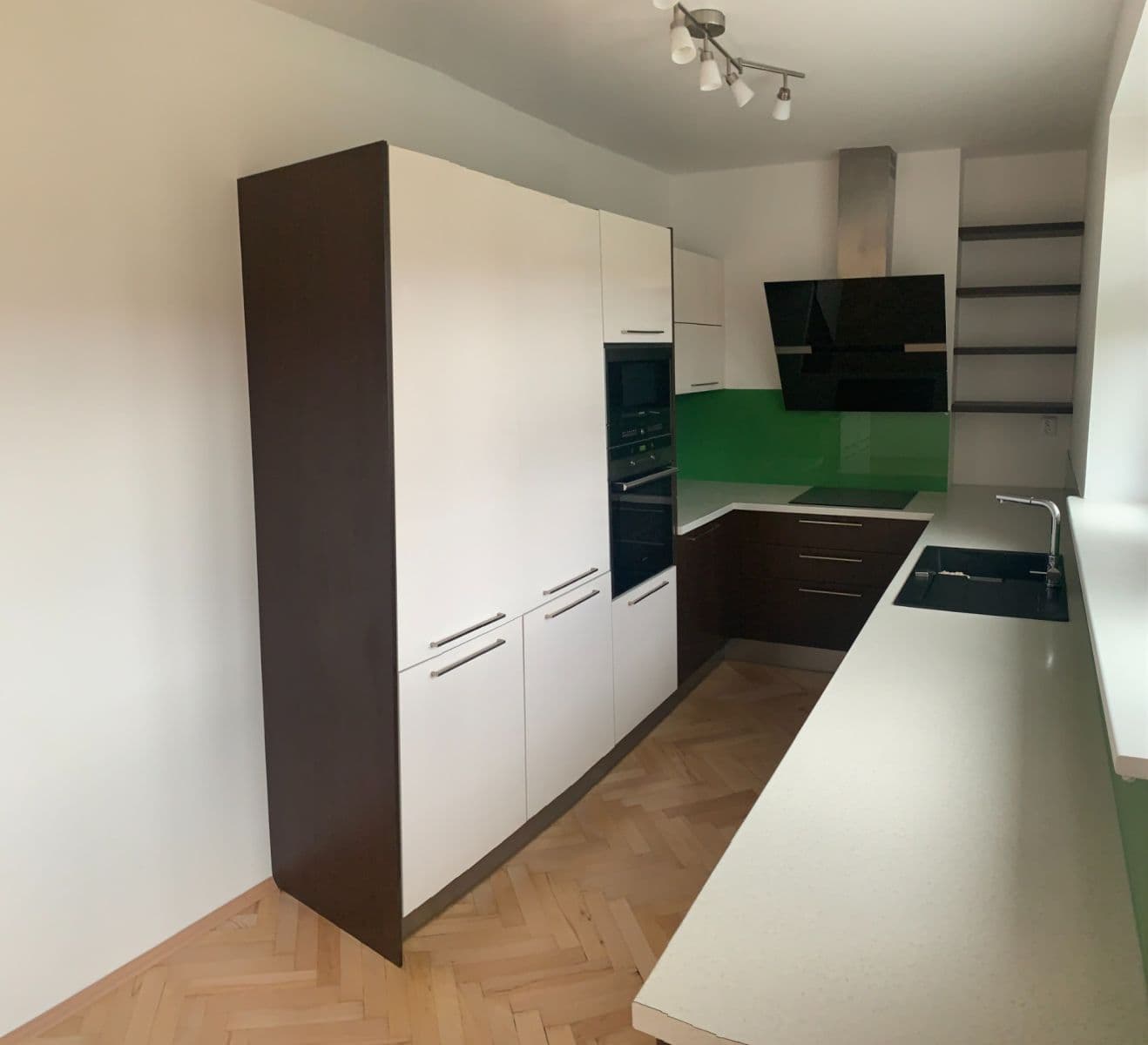 Prodej bytu 3+kk 80 m², Čeljabinská, Praha, Praha Prodej bytu 3+kk 80 m², Čeljabinská, Praha, Praha