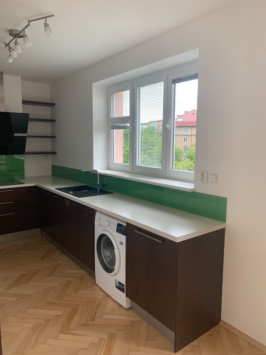 Prodej bytu 3+kk 80 m², Čeljabinská, Praha, Praha Prodej bytu 3+kk 80 m², Čeljabinská, Praha, Praha