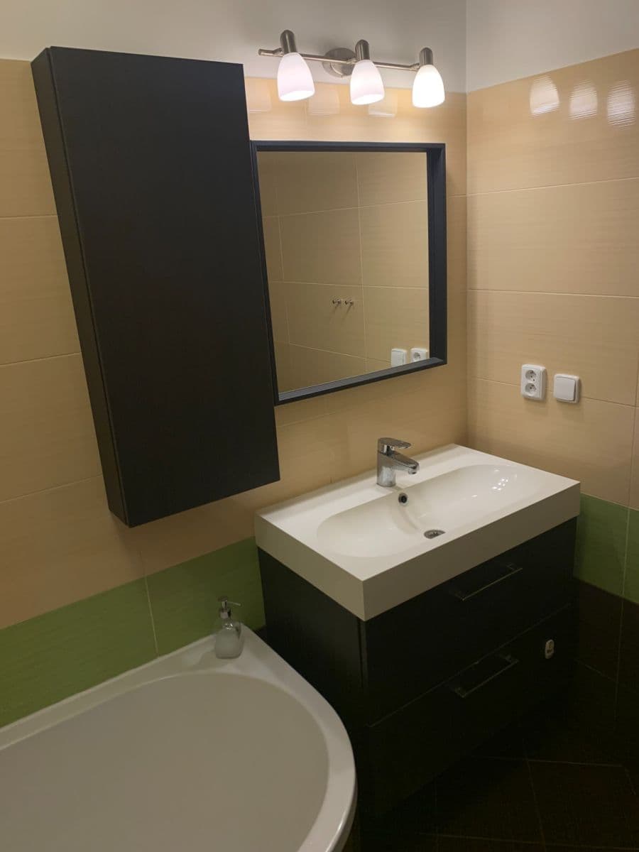 Prodej bytu 3+kk 80 m², Čeljabinská, Praha, Praha Prodej bytu 3+kk 80 m², Čeljabinská, Praha, Praha