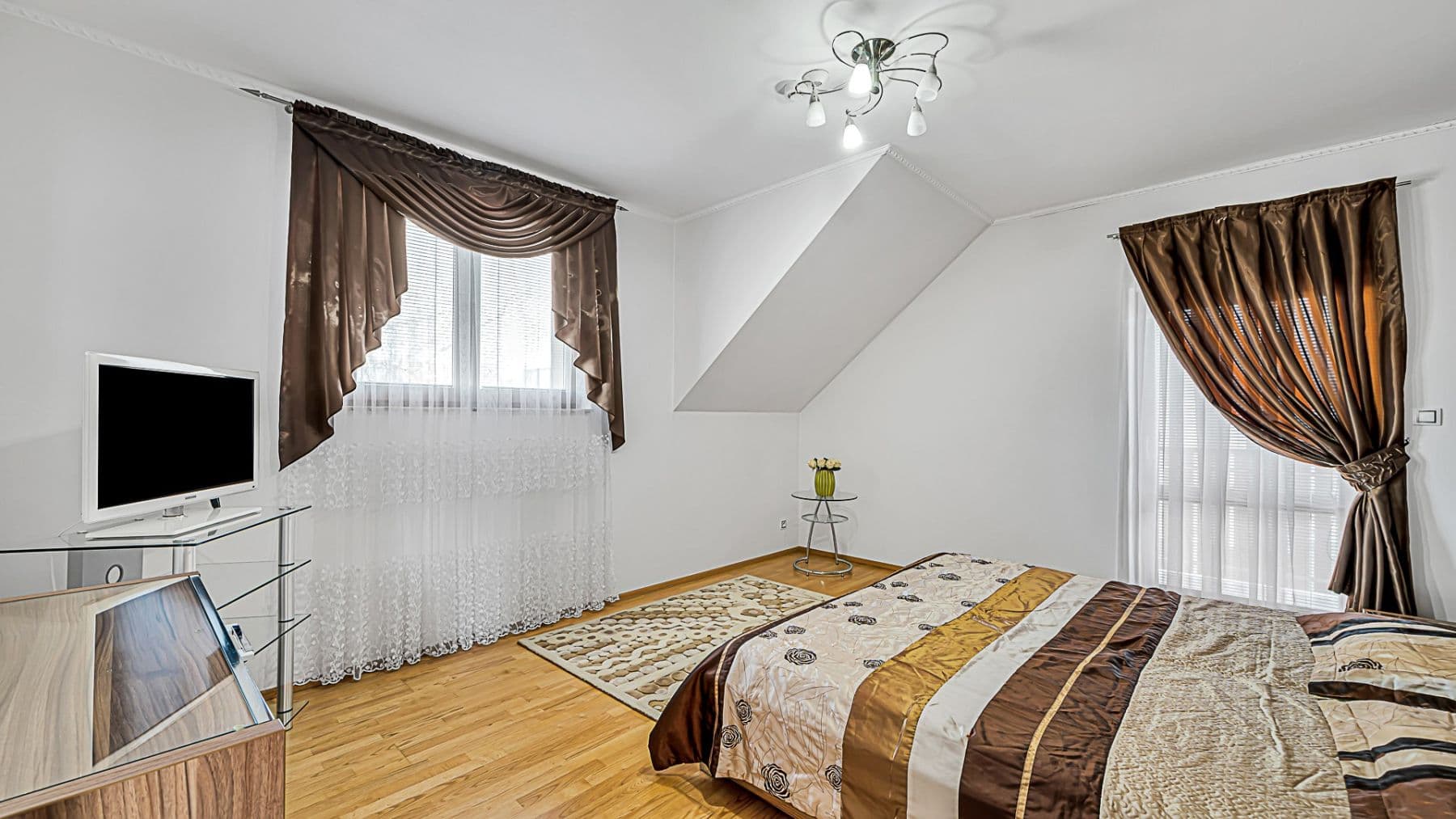 Prodej domu 285 m², pozemek 474 m², Obrovského, Praha, Praha Prodej domu 285 m², pozemek 474 m², Obrovského, Praha, Praha