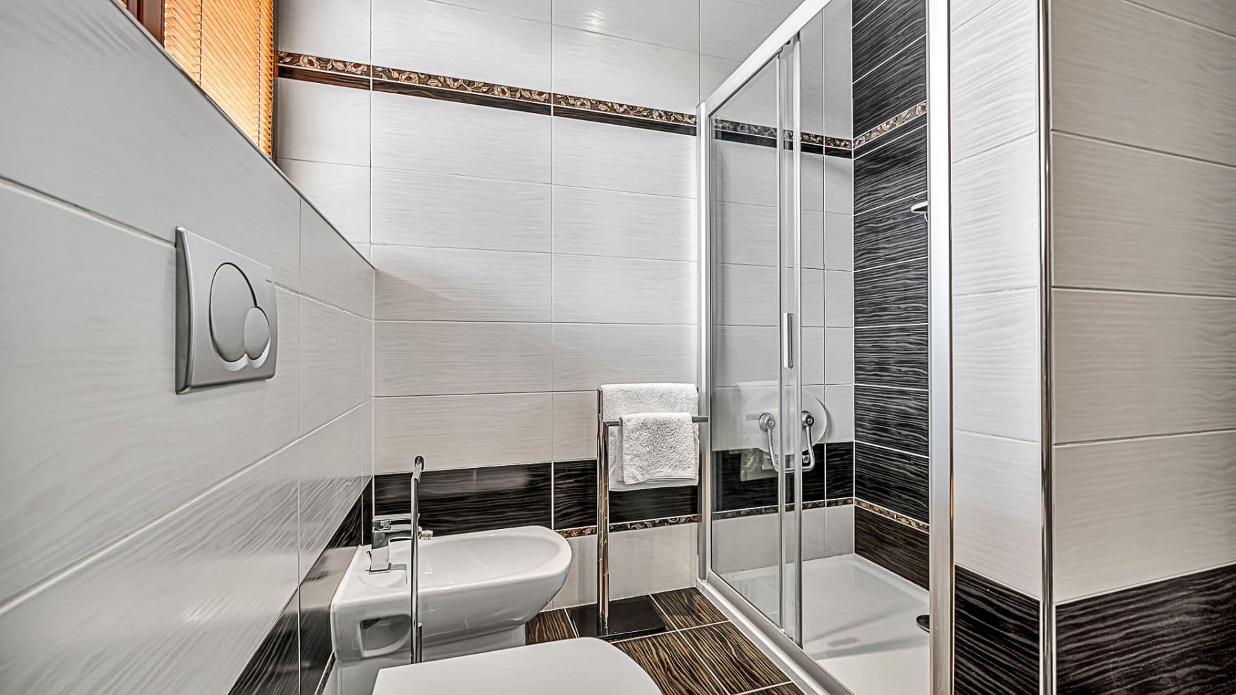 Prodej domu 285 m², pozemek 474 m², Obrovského, Praha, Praha Prodej domu 285 m², pozemek 474 m², Obrovského, Praha, Praha