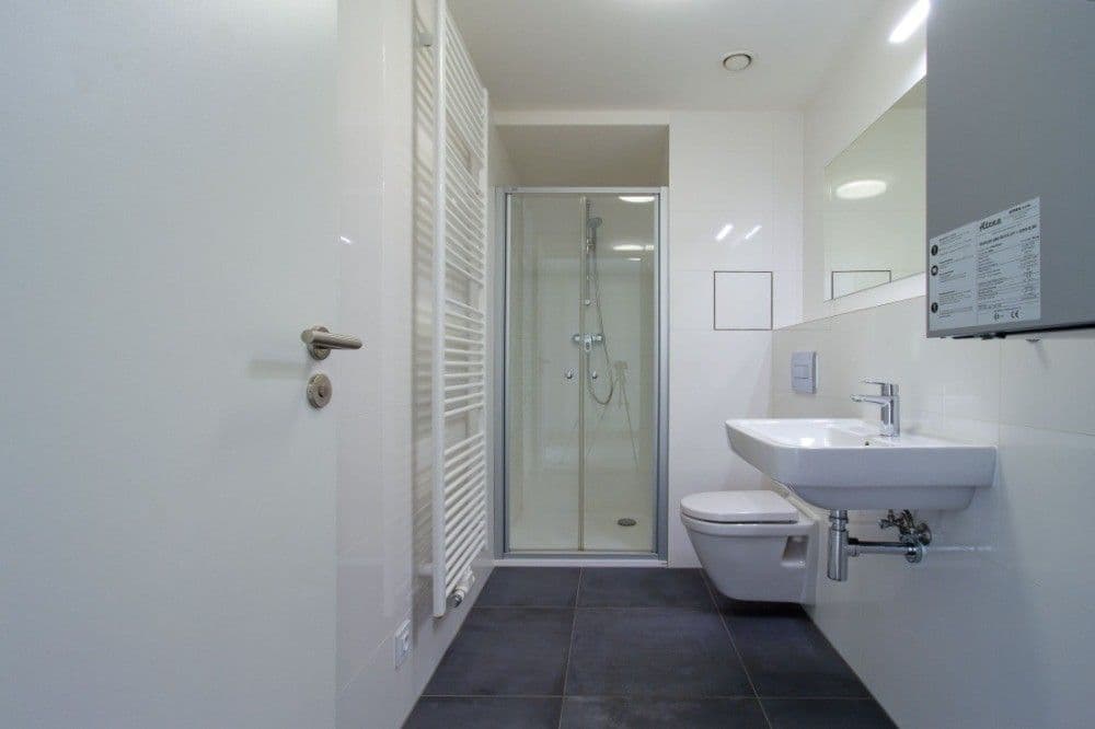 Pronájem bytu 1+kk 30 m², Kbelská, Praha, Praha Pronájem bytu 1+kk 30 m², Kbelská, Praha, Praha