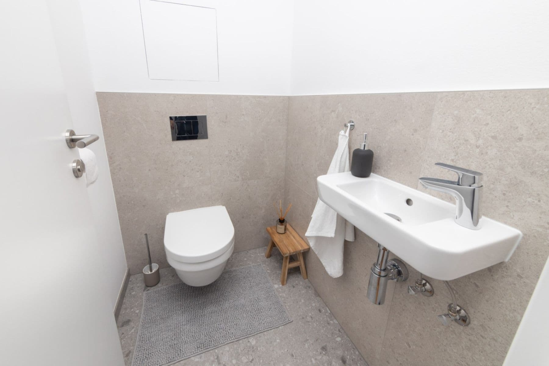 Pronájem bytu 2+1 54 m², Račianska, Nové Mesto, Bratislavský kraj Pronájem bytu 2+1 54 m², Račianska, Nové Mesto, Bratislavský kraj