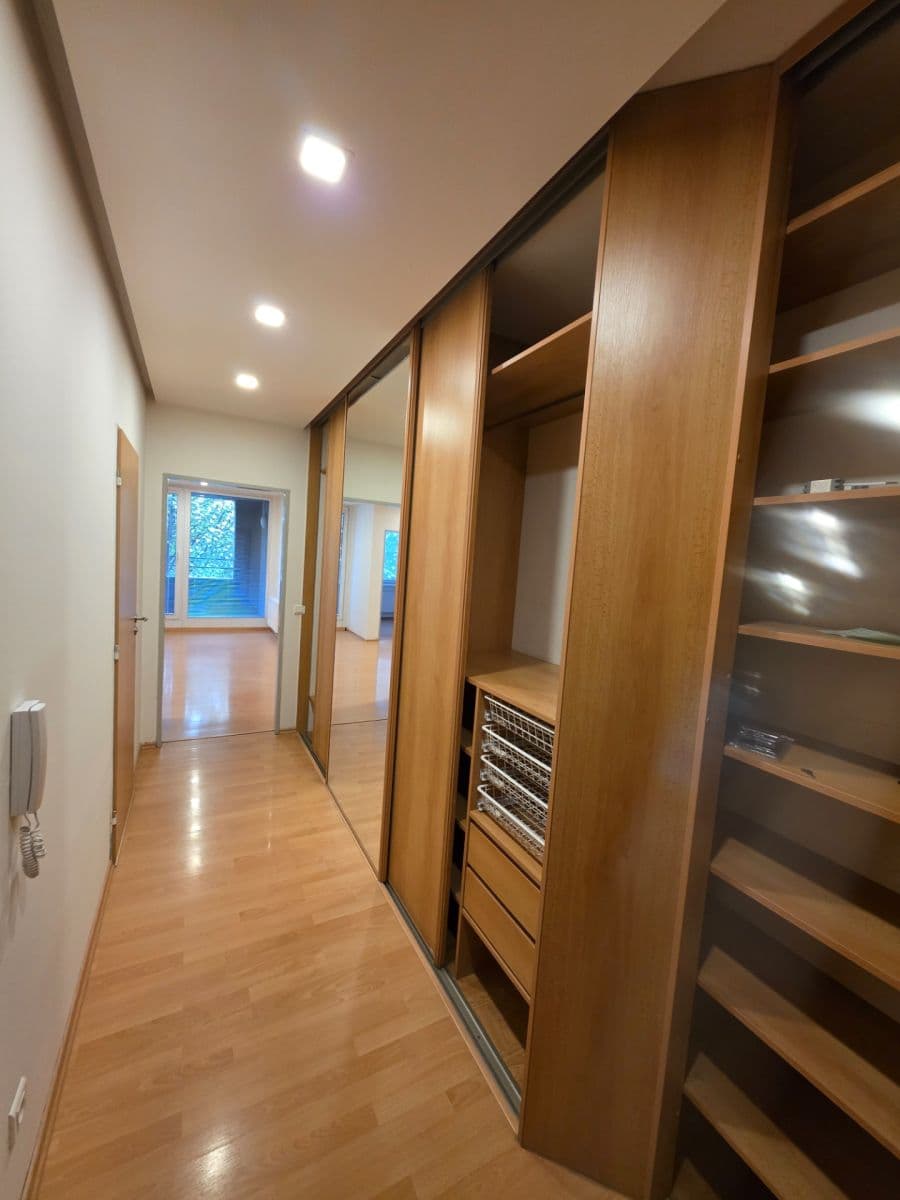 Pronájem bytu 2+kk 40 m², Kostomlatská, Praha, Praha Pronájem bytu 2+kk 40 m², Kostomlatská, Praha, Praha