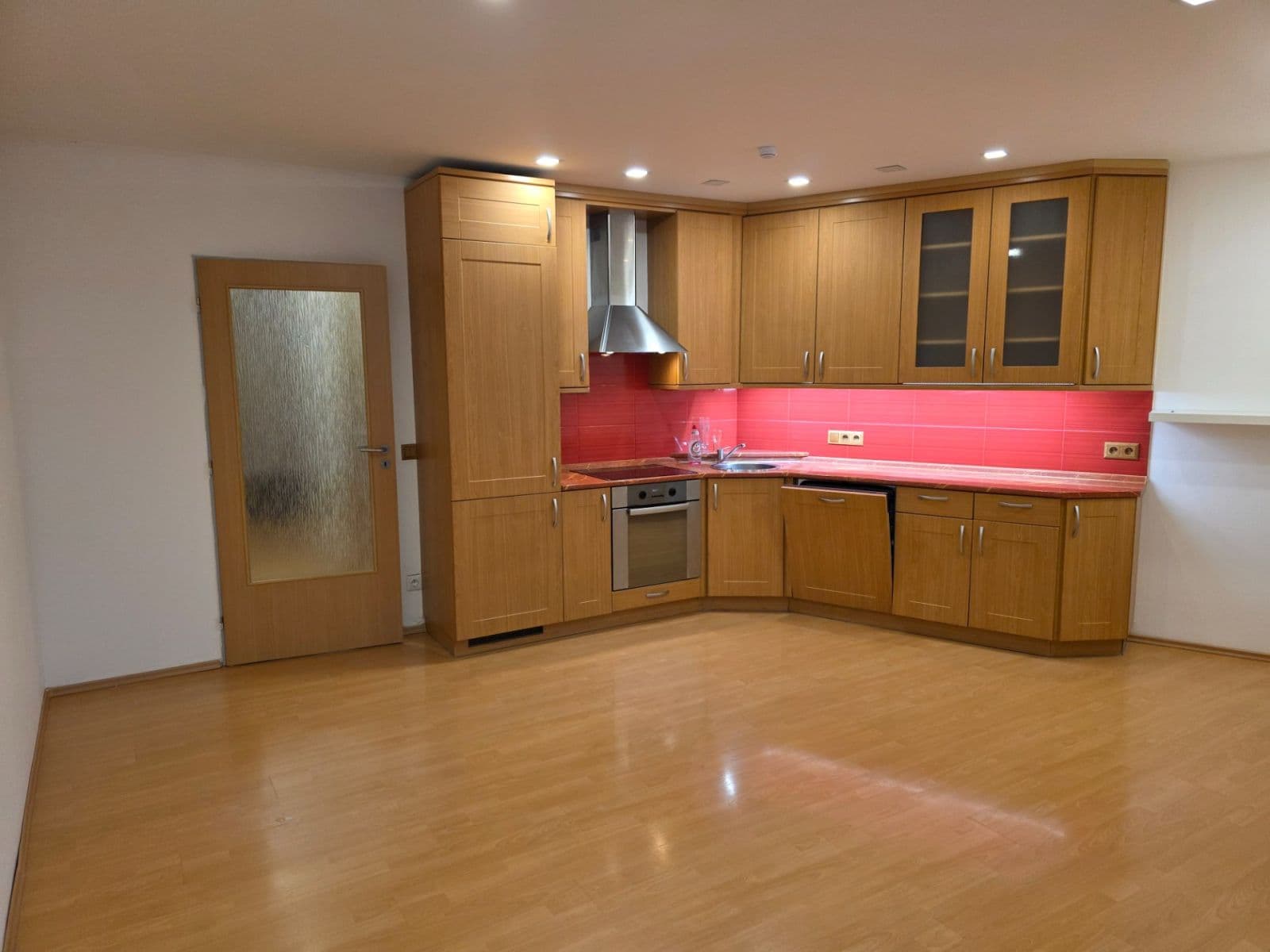 Pronájem bytu 2+kk 40 m², Kostomlatská, Praha, Praha Pronájem bytu 2+kk 40 m², Kostomlatská, Praha, Praha