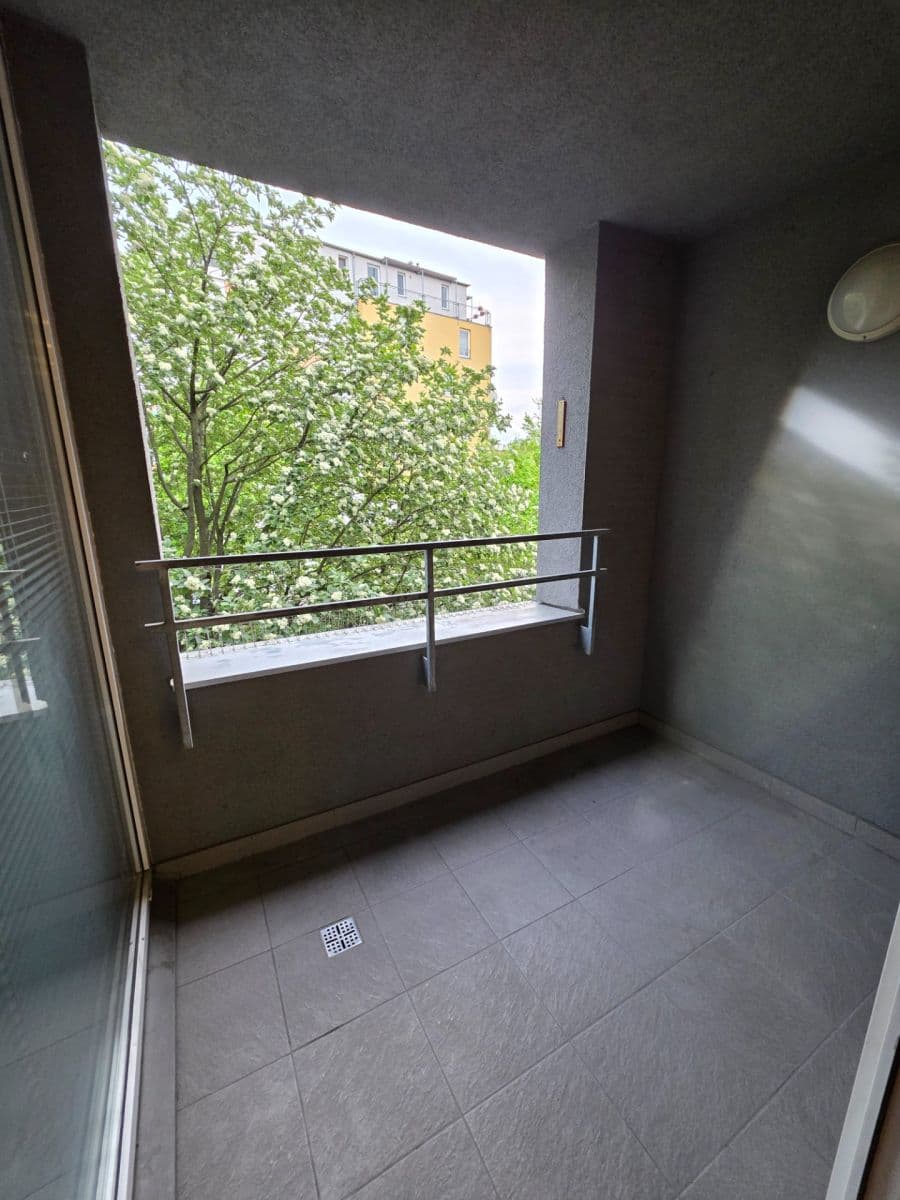 Pronájem bytu 2+kk 40 m², Kostomlatská, Praha, Praha Pronájem bytu 2+kk 40 m², Kostomlatská, Praha, Praha
