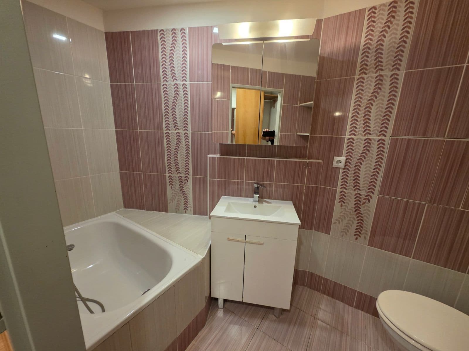 Pronájem bytu 2+kk 40 m², Kostomlatská, Praha, Praha Pronájem bytu 2+kk 40 m², Kostomlatská, Praha, Praha