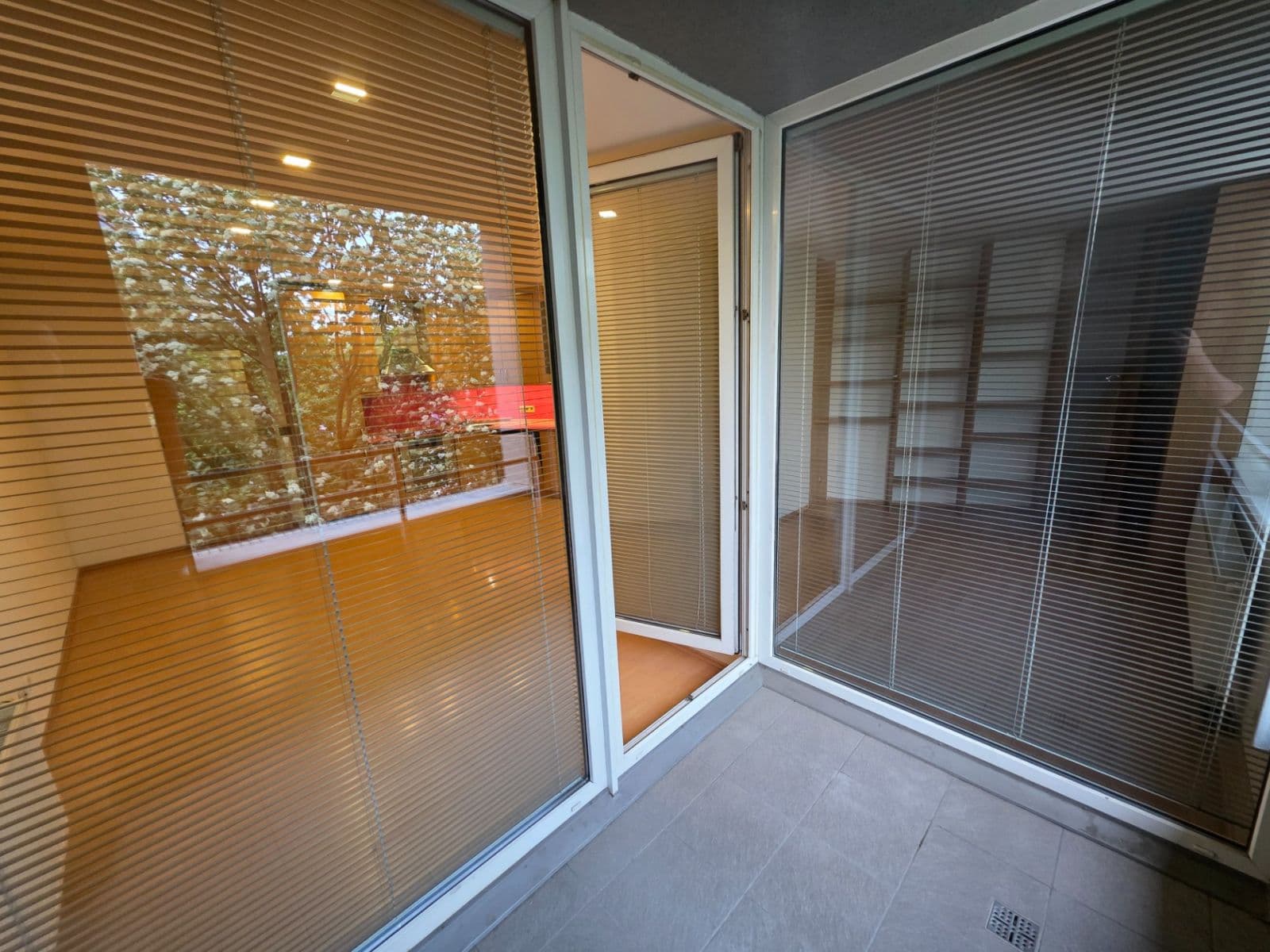 Pronájem bytu 2+kk 40 m², Kostomlatská, Praha, Praha Pronájem bytu 2+kk 40 m², Kostomlatská, Praha, Praha