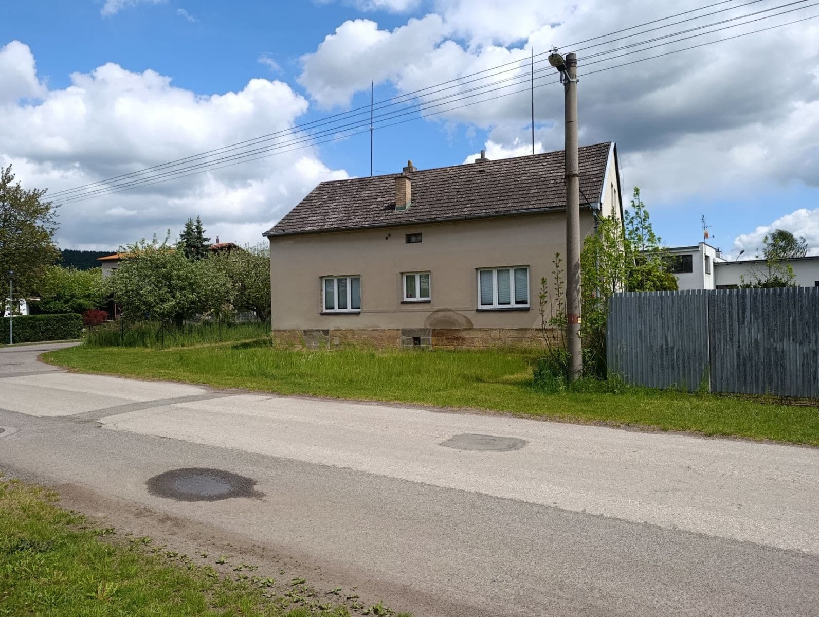 Prodej domu 328 m², pozemek 139 m², Lázně Bělohrad, Královéhradecký kraj Prodej domu 328 m², pozemek 139 m², Lázně Bělohrad, Královéhradecký kraj