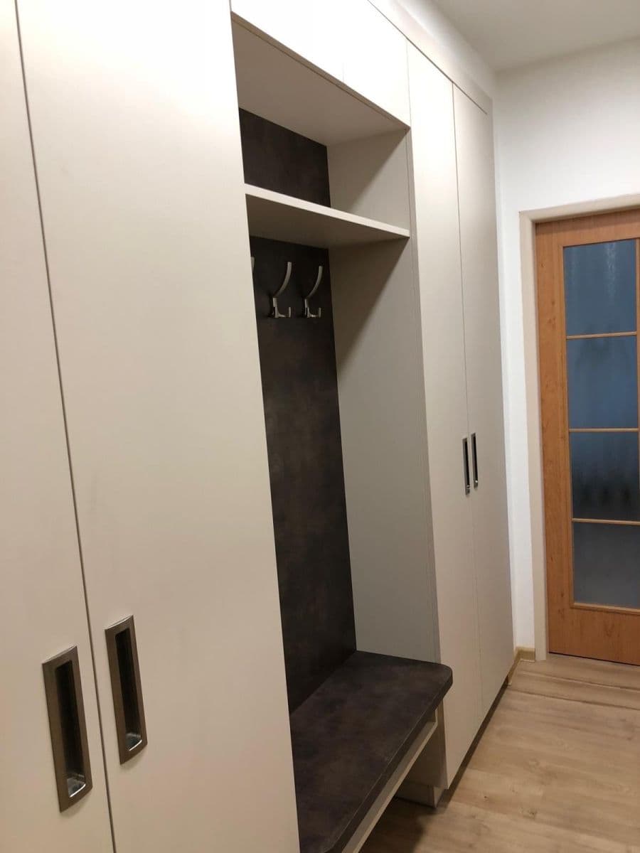 Pronájem bytu 2+kk 56 m², Vítězslava Nezvala, Trutnov, Královéhradecký kraj Pronájem bytu 2+kk 56 m², Vítězslava Nezvala, Trutnov, Královéhradecký kraj