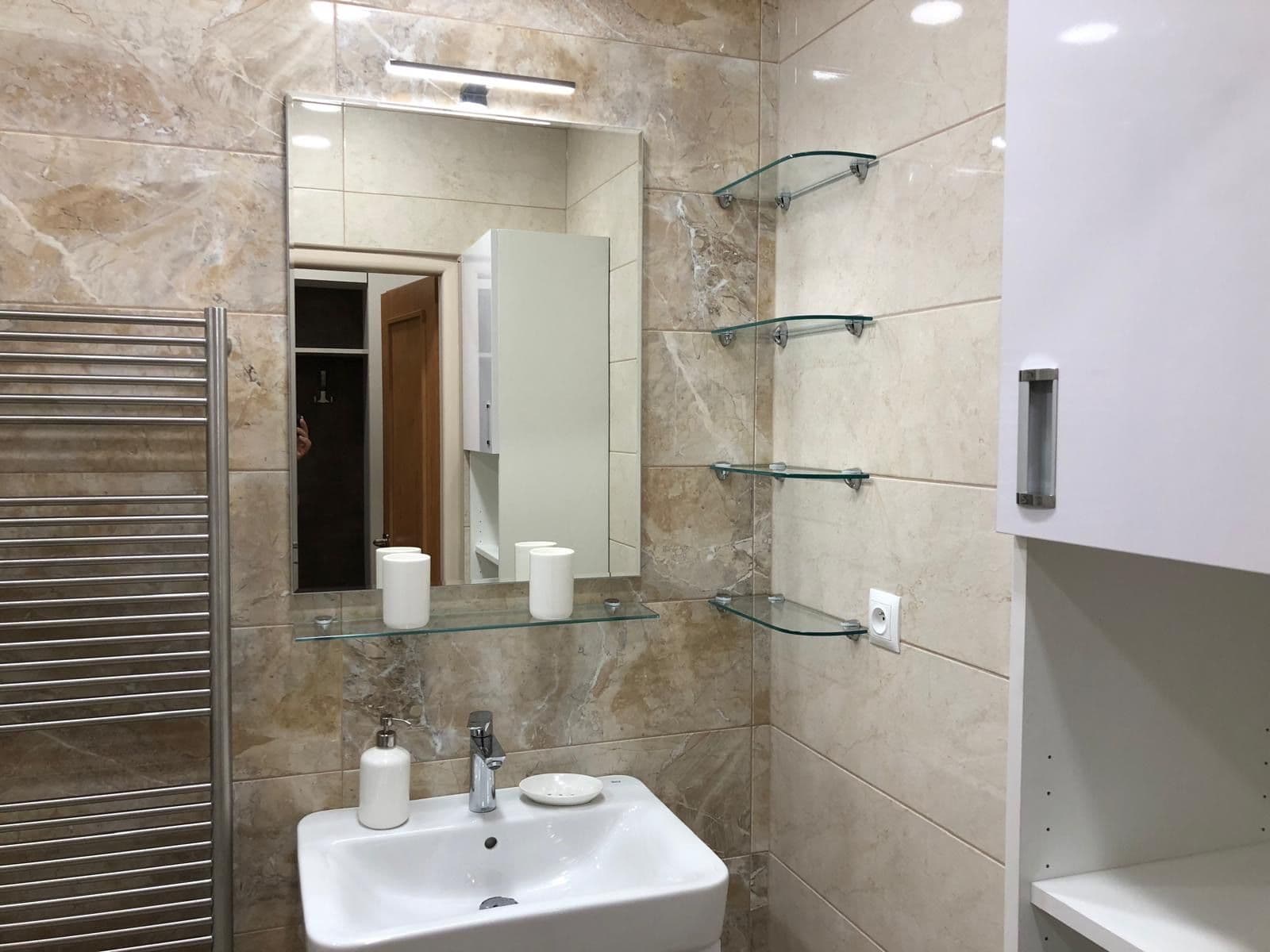 Pronájem bytu 2+kk 56 m², Vítězslava Nezvala, Trutnov, Královéhradecký kraj Pronájem bytu 2+kk 56 m², Vítězslava Nezvala, Trutnov, Královéhradecký kraj