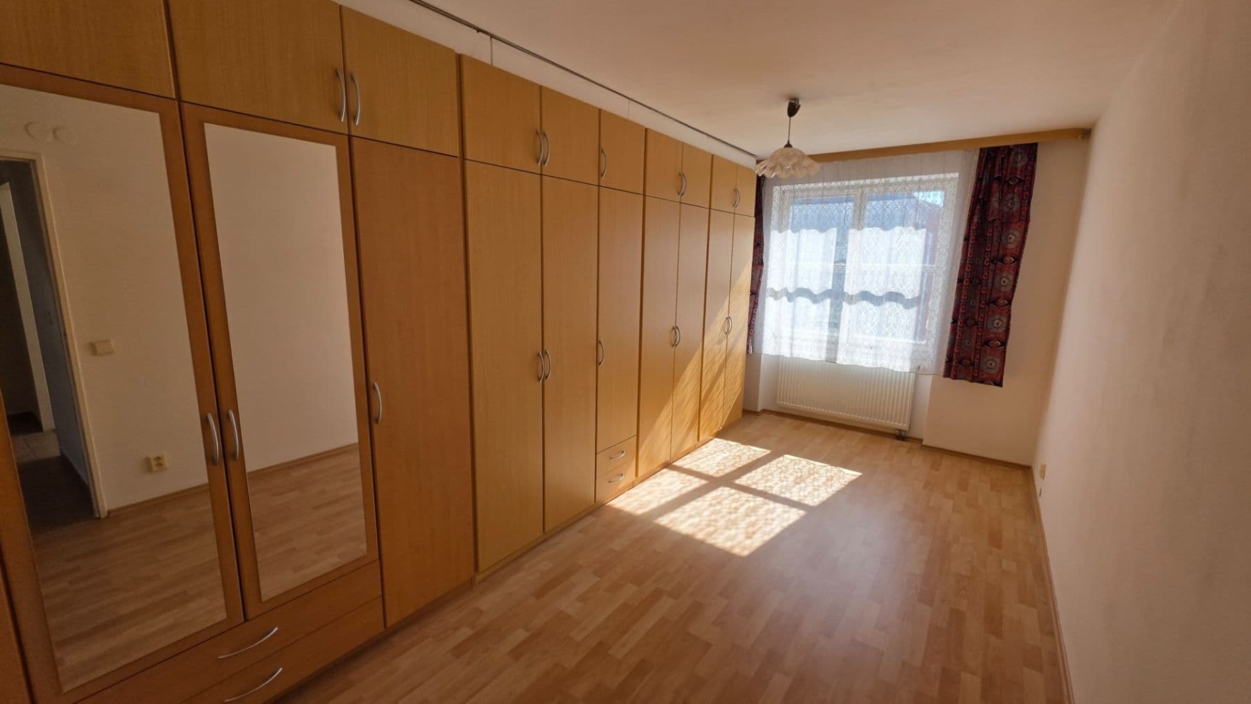 Prodej domu 260 m², pozemek 160 m², Hajní, Praha, Praha Prodej domu 260 m², pozemek 160 m², Hajní, Praha, Praha