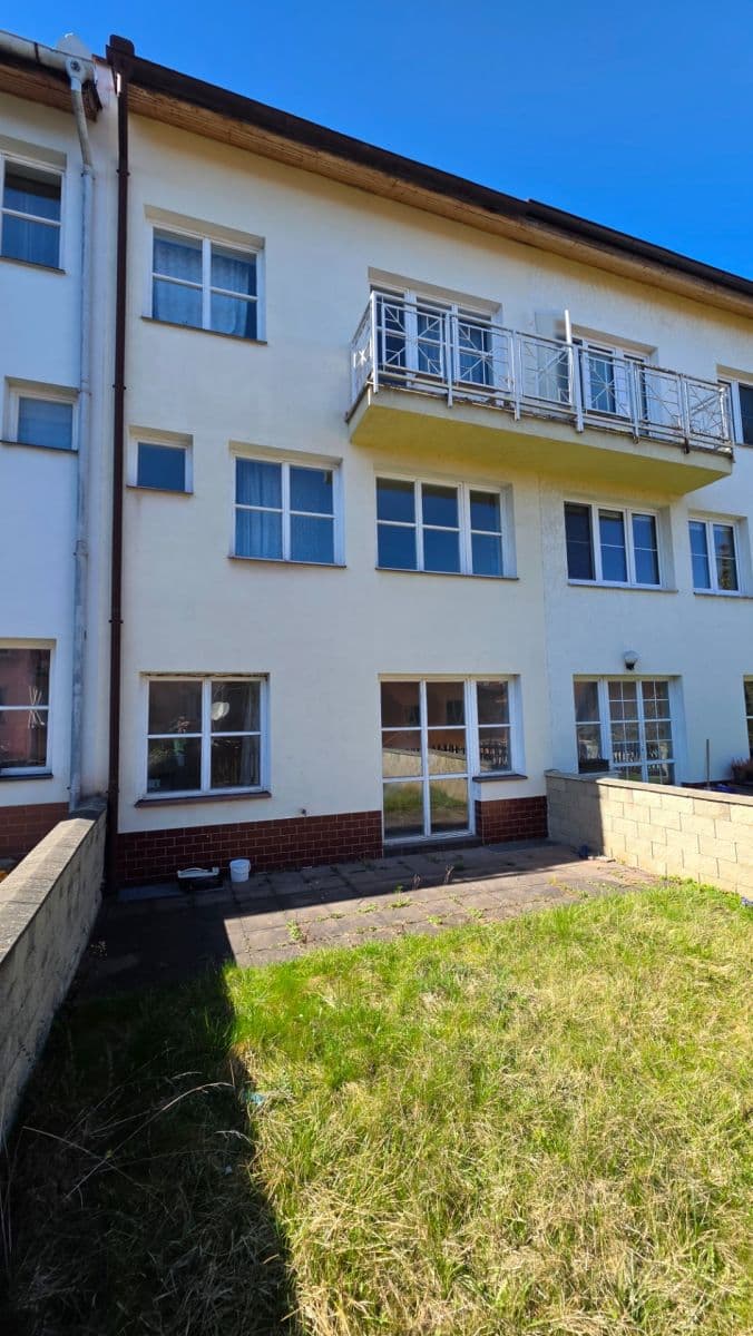 Prodej domu 260 m², pozemek 160 m², Hajní, Praha, Praha Prodej domu 260 m², pozemek 160 m², Hajní, Praha, Praha