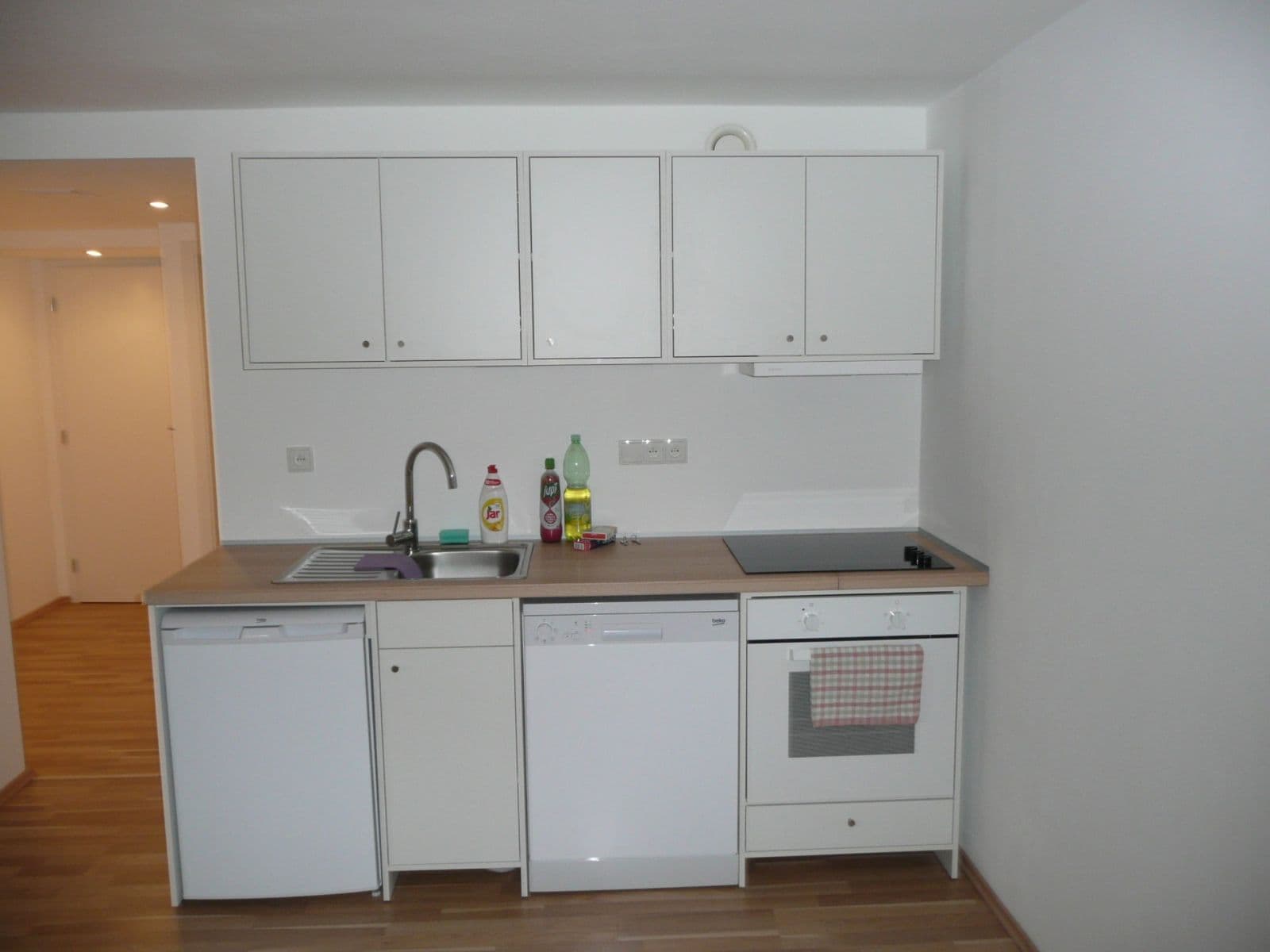 Pronájem bytu 2+kk 45 m², Na Lužci, Praha, Praha Pronájem bytu 2+kk 45 m², Na Lužci, Praha, Praha