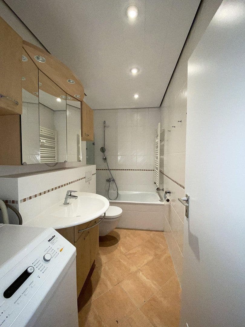 Pronájem bytu 2+1 56 m², Staufenstraße 1, Dietzenbach, Hessen Pronájem bytu 2+1 56 m², Staufenstraße 1, Dietzenbach, Hessen