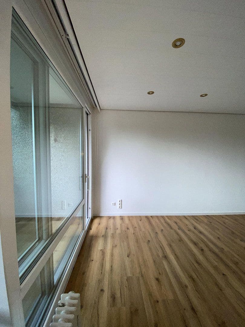 Pronájem bytu 2+1 56 m², Staufenstraße 1, Dietzenbach, Hessen Pronájem bytu 2+1 56 m², Staufenstraße 1, Dietzenbach, Hessen