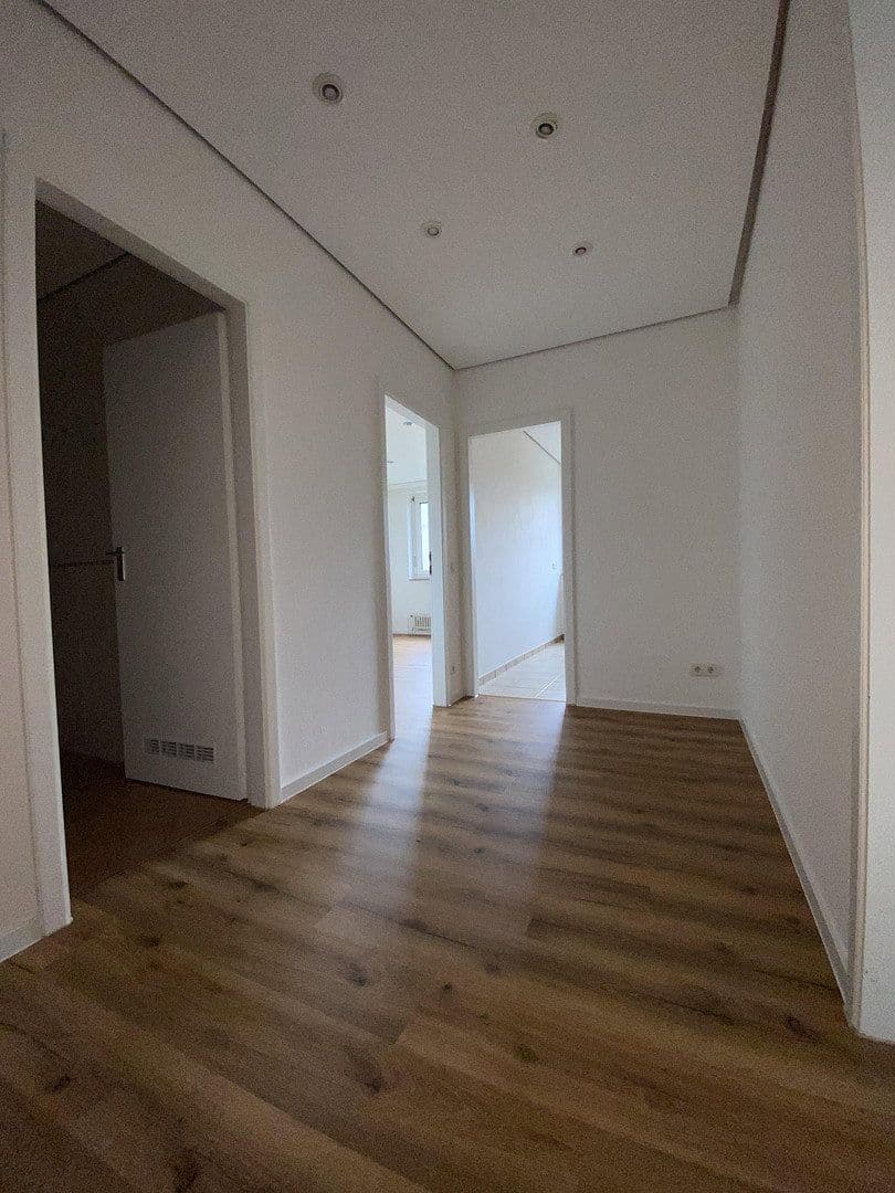 Pronájem bytu 2+1 56 m², Staufenstraße 1, Dietzenbach, Hessen Pronájem bytu 2+1 56 m², Staufenstraße 1, Dietzenbach, Hessen
