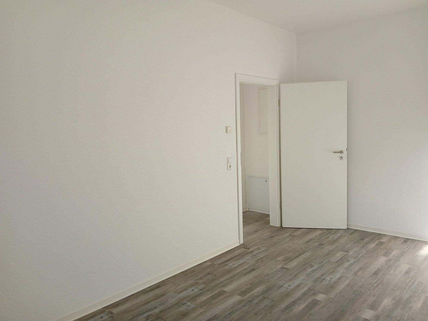 Pronájem bytu 4+1 73 m², Winnenden, Bádensko-Württembersko Pronájem bytu 4+1 73 m², Winnenden, Bádensko-Württembersko