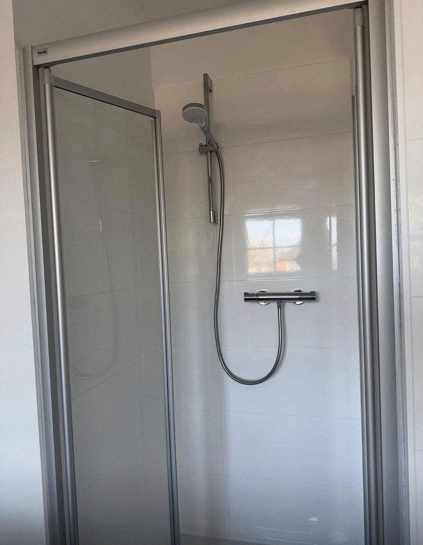 Pronájem domu 121 m², pozemek 251 m², Isernhagen, Dolní Sasko Pronájem domu 121 m², pozemek 251 m², Isernhagen, Dolní Sasko