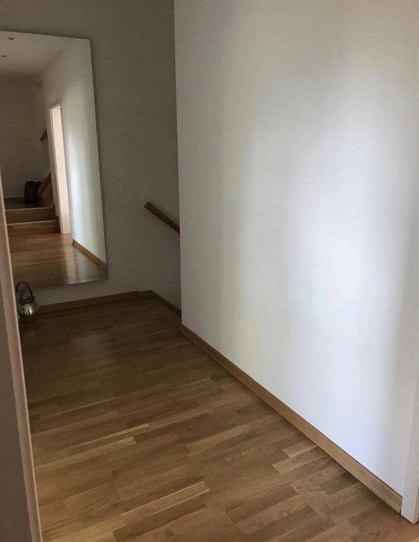 Pronájem domu 121 m², pozemek 251 m², Isernhagen, Dolní Sasko Pronájem domu 121 m², pozemek 251 m², Isernhagen, Dolní Sasko
