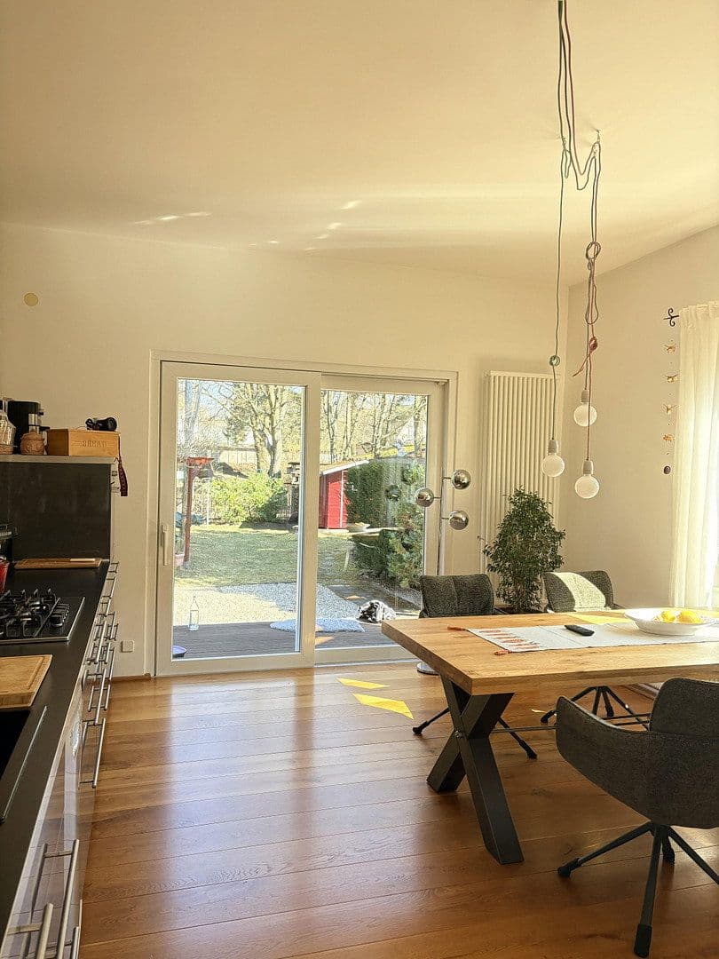 Prodej domu 151 m², pozemek 579 m², Berlin, Berlín Prodej domu 151 m², pozemek 579 m², Berlin, Berlín