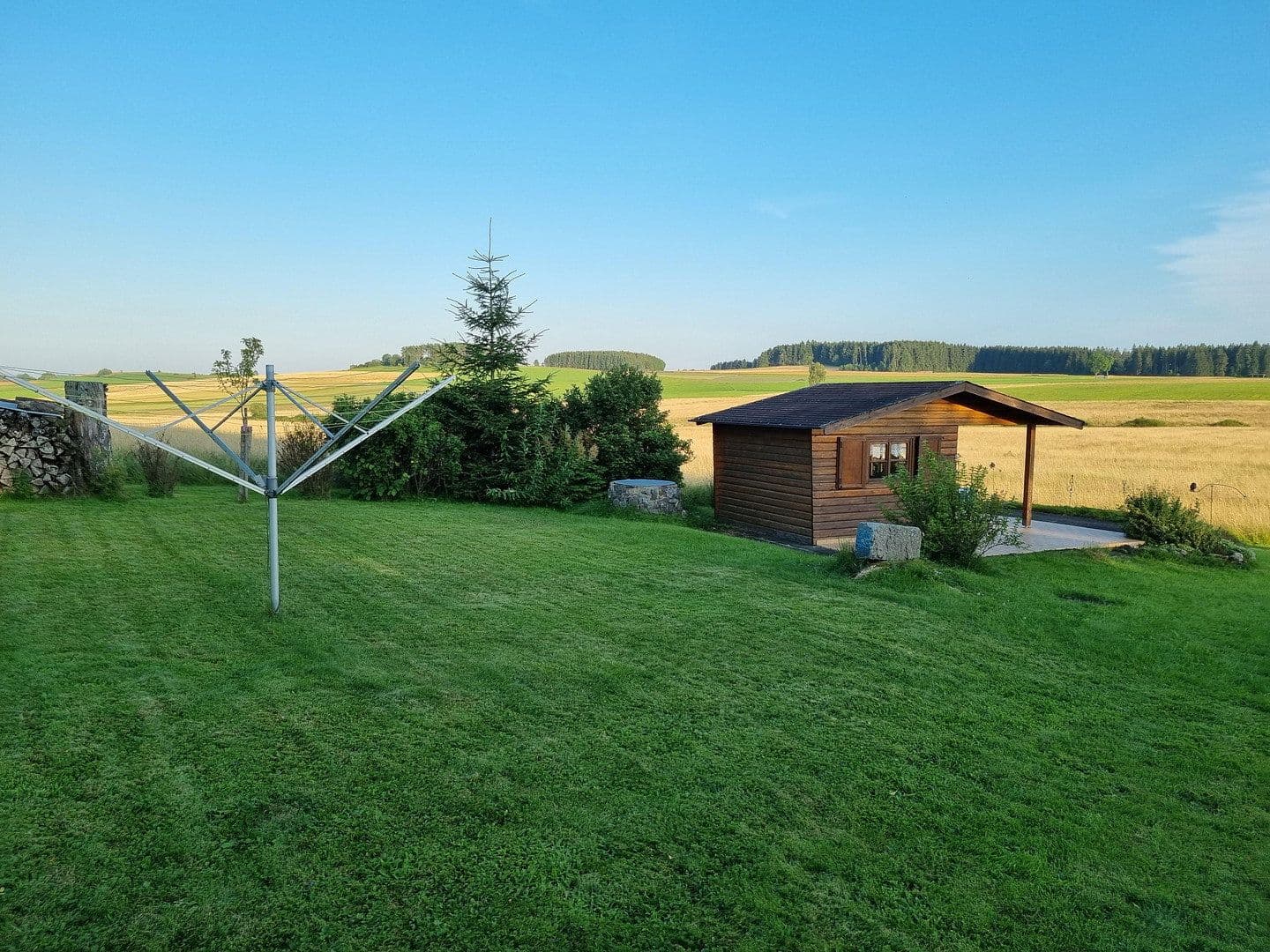Pronájem domu 240 m², pozemek 2.300 m², Friedenweiler, Bádensko-Württembersko Pronájem domu 240 m², pozemek 2.300 m², Friedenweiler, Bádensko-Württembersko