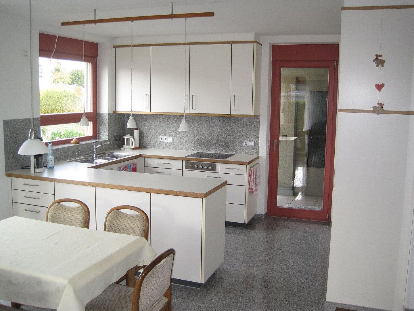 Pronájem bytu 3+1 93 m², Bühl, Bádensko-Württembersko Pronájem bytu 3+1 93 m², Bühl, Bádensko-Württembersko