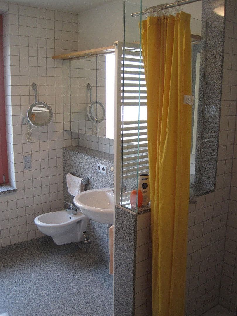 Pronájem bytu 3+1 93 m², Bühl, Bádensko-Württembersko Pronájem bytu 3+1 93 m², Bühl, Bádensko-Württembersko