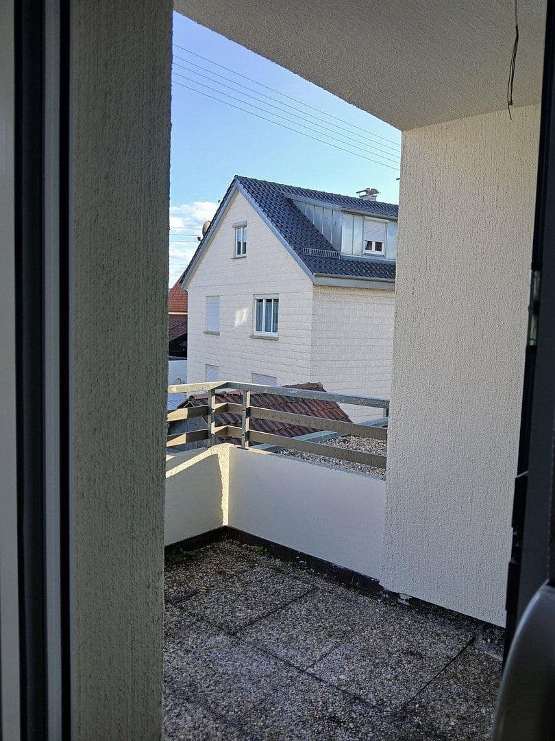 Pronájem bytu 3+1 72 m², Winnenden, Bádensko-Württembersko Pronájem bytu 3+1 72 m², Winnenden, Bádensko-Württembersko