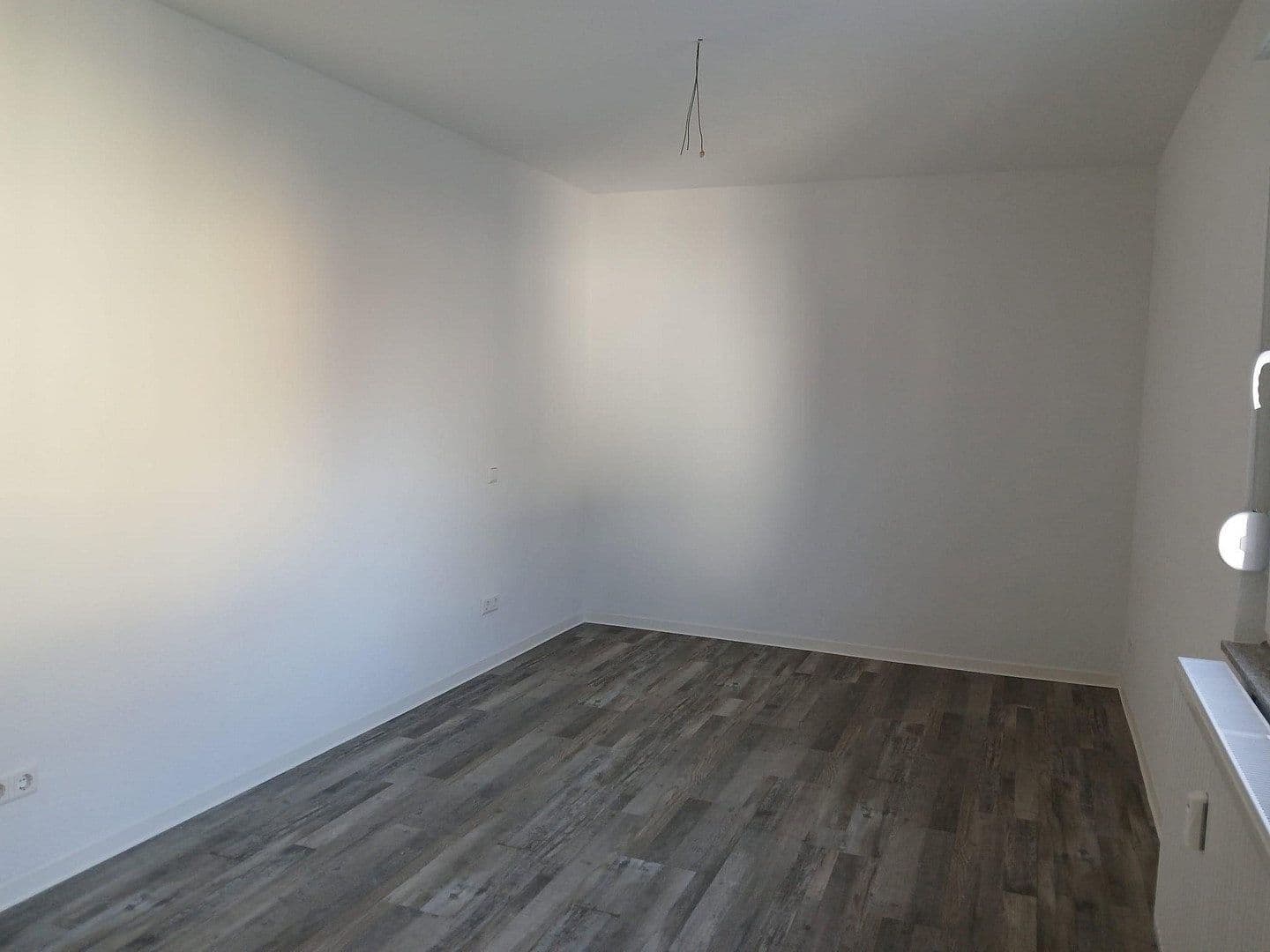 Pronájem bytu 3+1 72 m², Winnenden, Bádensko-Württembersko Pronájem bytu 3+1 72 m², Winnenden, Bádensko-Württembersko