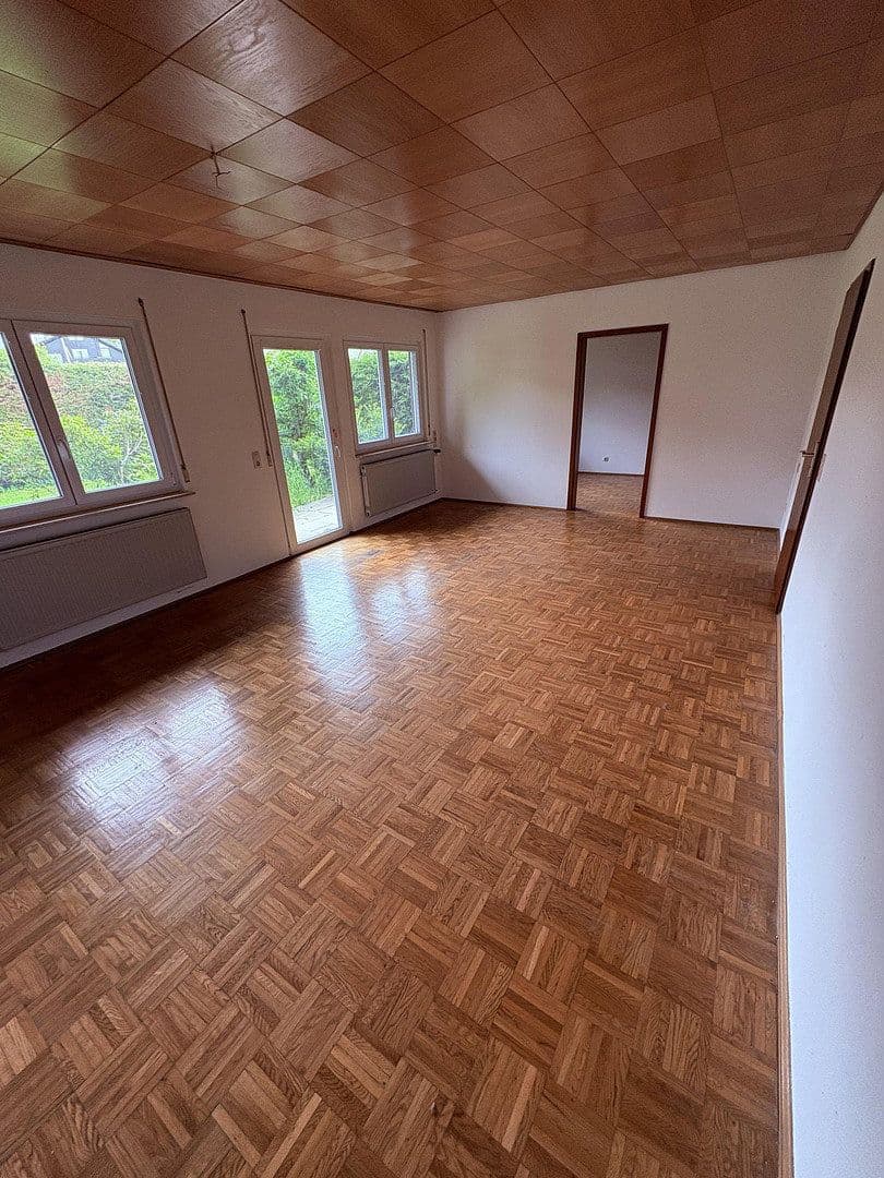 Pronájem bytu 4+1 98 m², Isny im Allgäu, Bádensko-Württembersko Pronájem bytu 4+1 98 m², Isny im Allgäu, Bádensko-Württembersko