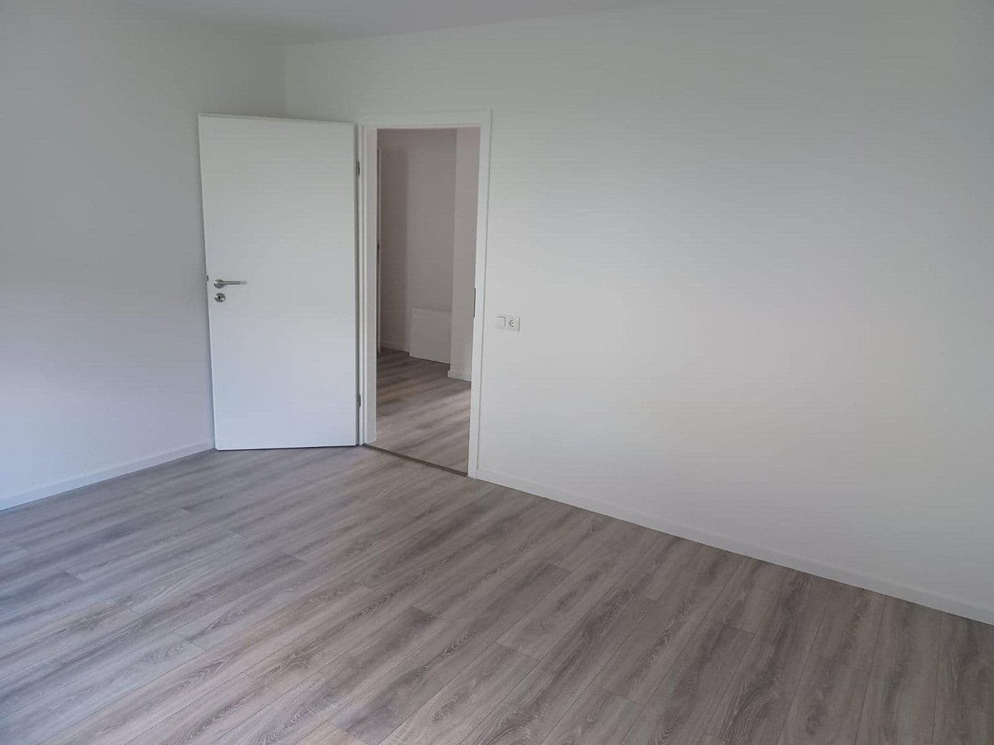 Pronájem bytu 2+1 60 m², Bergstraße 1-25, Mittenwalde, Braniborsko Pronájem bytu 2+1 60 m², Bergstraße 1-25, Mittenwalde, Braniborsko
