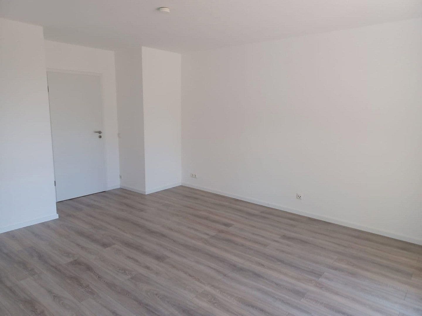 Pronájem bytu 2+1 60 m², Bergstraße 3, Mittenwalde, Braniborsko Pronájem bytu 2+1 60 m², Bergstraße 3, Mittenwalde, Braniborsko