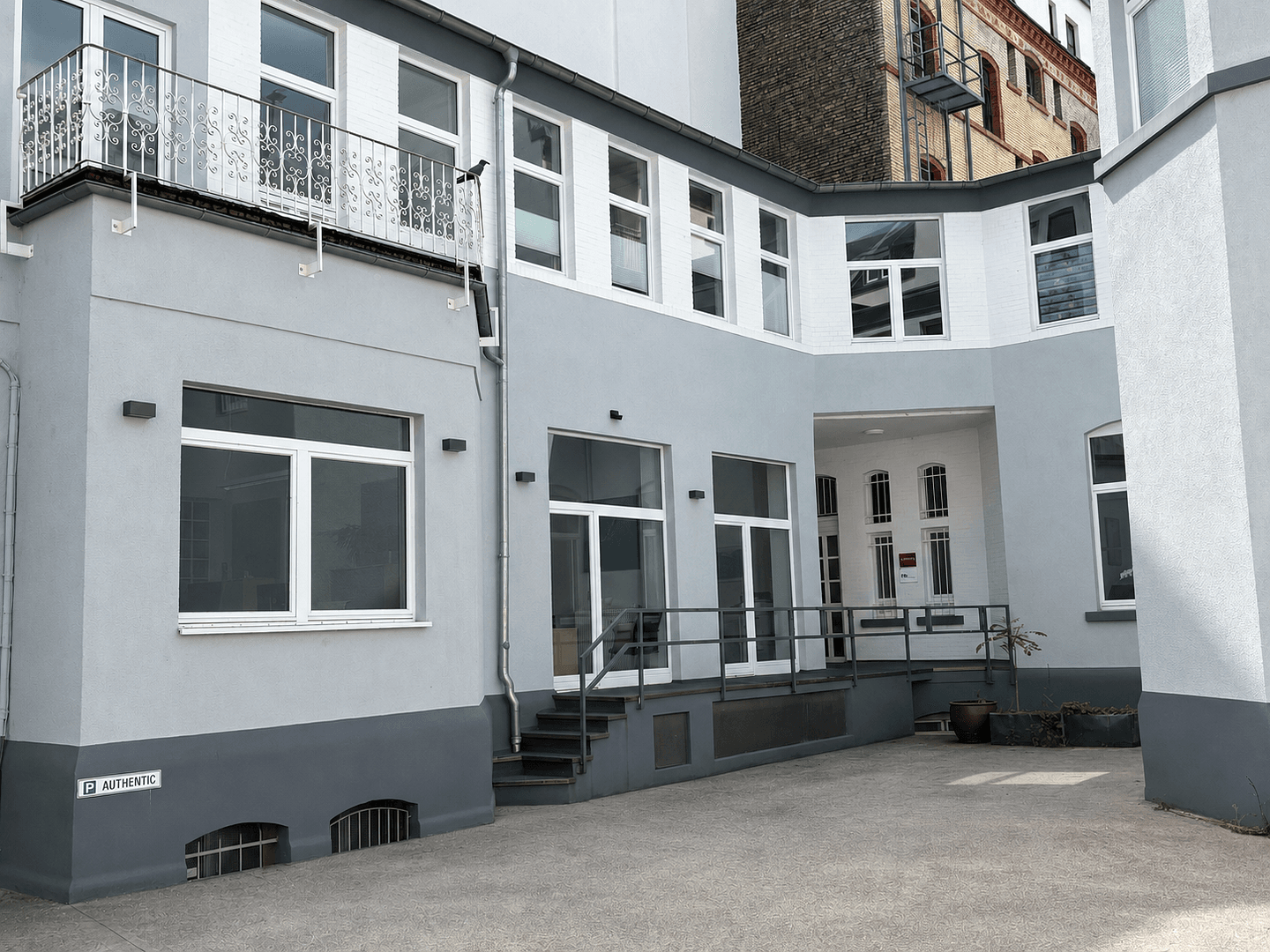 Pronájem kanceláře 80 m², Wilhelmstraße 18, Wiesbaden, Hessen Pronájem kanceláře 80 m², Wilhelmstraße 18, Wiesbaden, Hessen