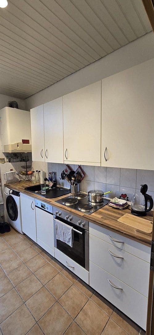 Pronájem bytu 3+1 65 m², Hindelangerstraße, Stuttgart-Untertürheim, Bádensko-Württembersko Pronájem bytu 3+1 65 m², Hindelangerstraße, Stuttgart-Untertürheim, Bádensko-Württembersko