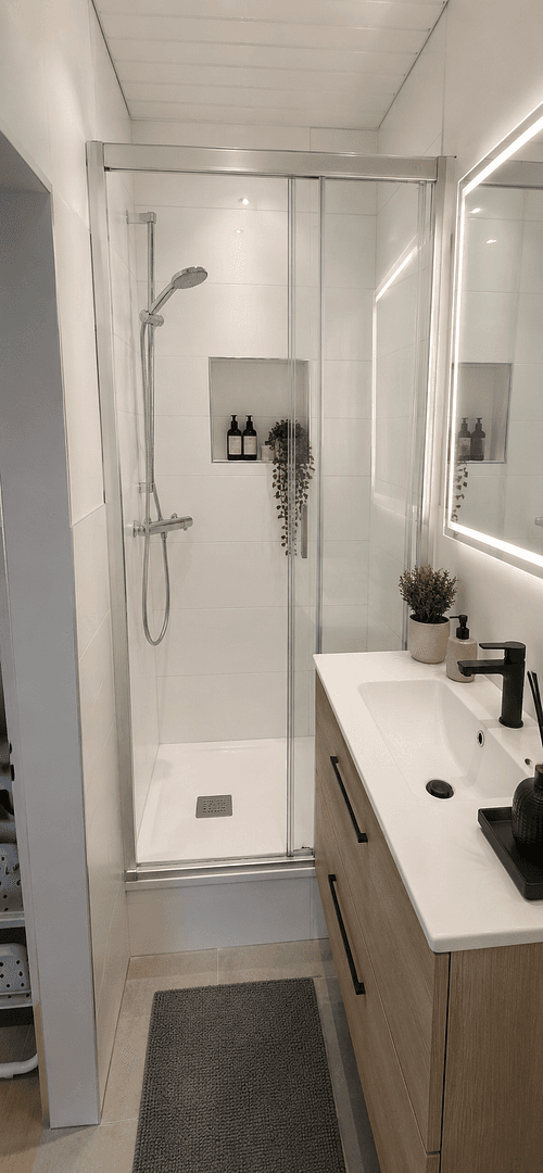 Pronájem bytu 3+1 65 m², Hindelangerstraße, Stuttgart-Untertürheim, Bádensko-Württembersko Pronájem bytu 3+1 65 m², Hindelangerstraße, Stuttgart-Untertürheim, Bádensko-Württembersko