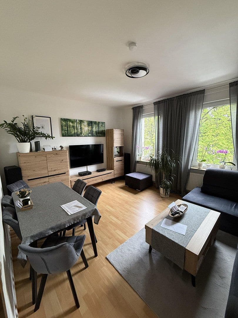 Pronájem bytu 3+1 65 m², Hindelangerstraße, Stuttgart-Untertürheim, Bádensko-Württembersko Pronájem bytu 3+1 65 m², Hindelangerstraße, Stuttgart-Untertürheim, Bádensko-Württembersko