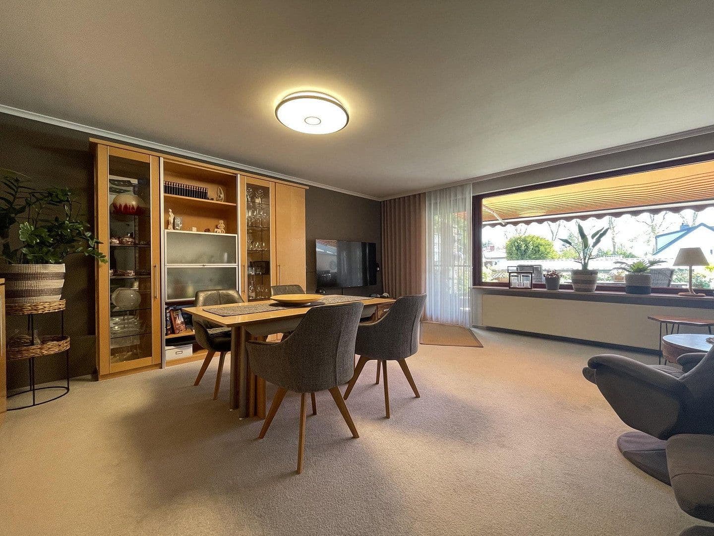 Prodej domu 117 m², pozemek 292 m², Berlin, Berlín Prodej domu 117 m², pozemek 292 m², Berlin, Berlín