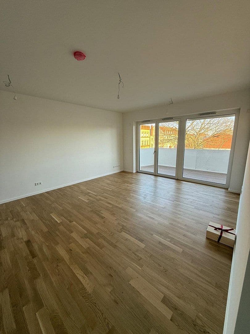 Pronájem bytu 3+1 86 m², Bürgerstraße 53A, Berlin, Berlín Pronájem bytu 3+1 86 m², Bürgerstraße 53A, Berlin, Berlín